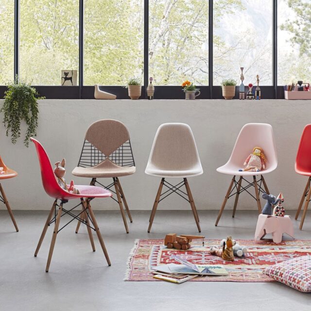 vitra-alexander-girard-wooden-dolls-004 vitra-alexander-girard-wooden-dolls-004