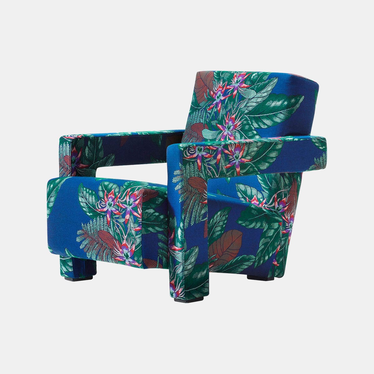 cassina-gerrit-thomas-rietveld-utrecht-xl-outdoor-favignana-fiore-blu-001shop