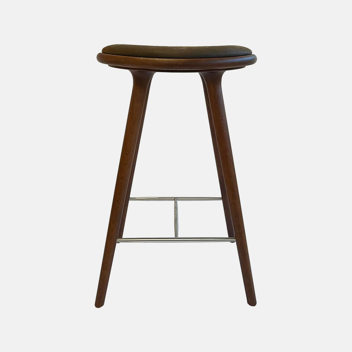 mater-high-stool-special-edition-nubuck-sorensen-dunes-donkerbruin-beuken-notelaar-voetensteun-rvs-h69-001shop